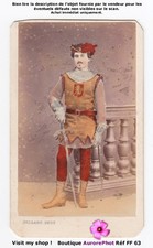 HOMME COSTUMÉ EN BOMBARDIER