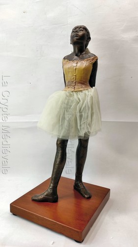 Petite danseuse âgée de - la,