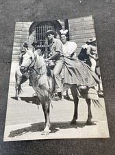 Ancienne cpa photo George costume provençal Arles ça marque cavalier chevaux 