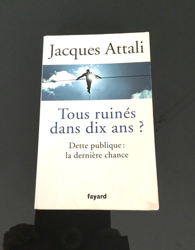 Livre tous ruinés - ruinés, dix