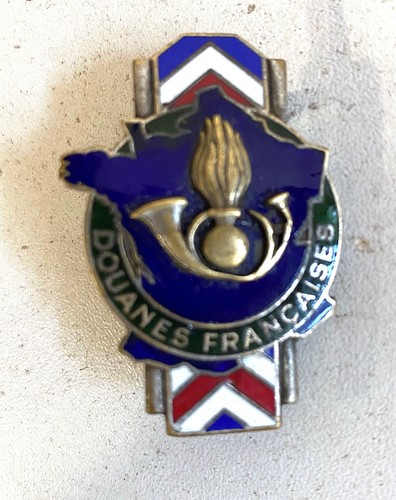 Ancien insigne médaille