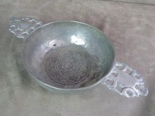 ECUELLE en étain XVIIIème. Pays-Bas.