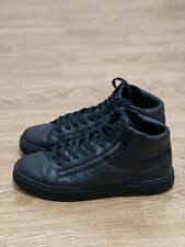 chaussures homme calvin klein en trés bon état 44.5