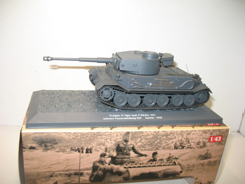 Grand char allemand - grand, tigre
