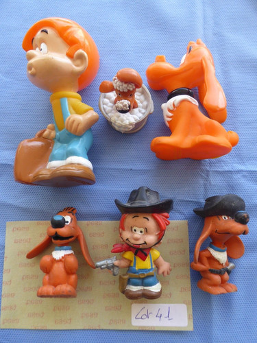 Lot figurines boule - de,