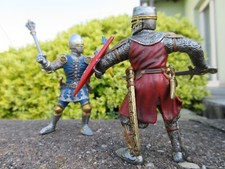 Figurines de chevaliers