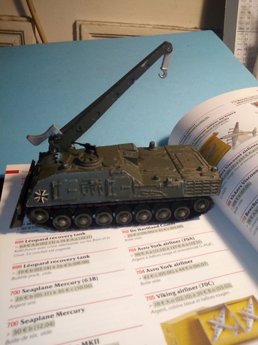 Dinky toys tank léopard - dinky,