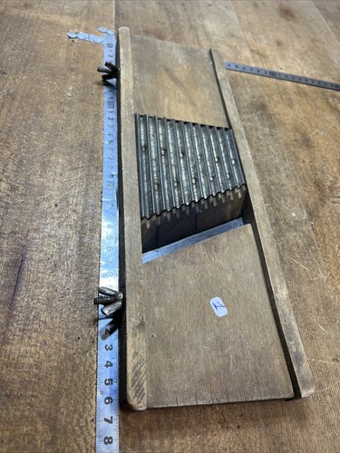 Old tool outil - 1, /