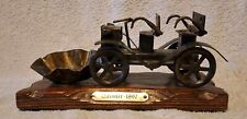 Ancien Cendrier Et Voiture Miniature Métal "Daimler 1897" Collection Socle Bois