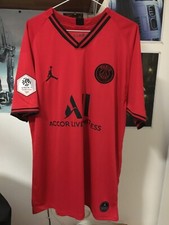 maillot exterieur psg saison 2019/2020 taille XXL patchs plus mbappe 7