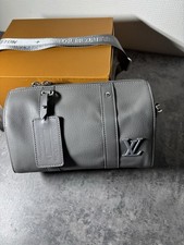 sacoche Louis Vuitton  ￼