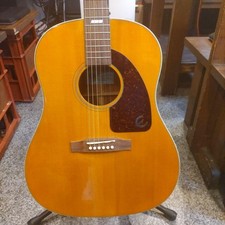 Guitare acoustique électrique
