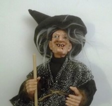 sorcière,Halloween ,30 cm,objet de légende, poupée, witch  mauve G7