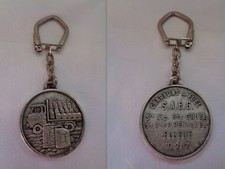 ANCIEN PORTE CLE METAL CAMION SAVIEM CHARBON FUEL S.A.E.G GRUEL ELBEUF
