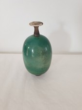 Vase en céramique vert pansu
