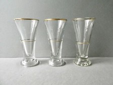 3 anciens verres de bistrot