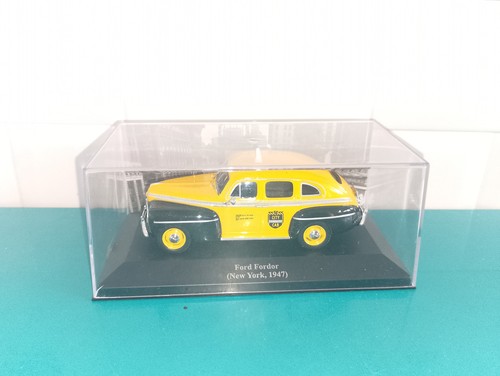 0208261 voiture ford - voiture,
