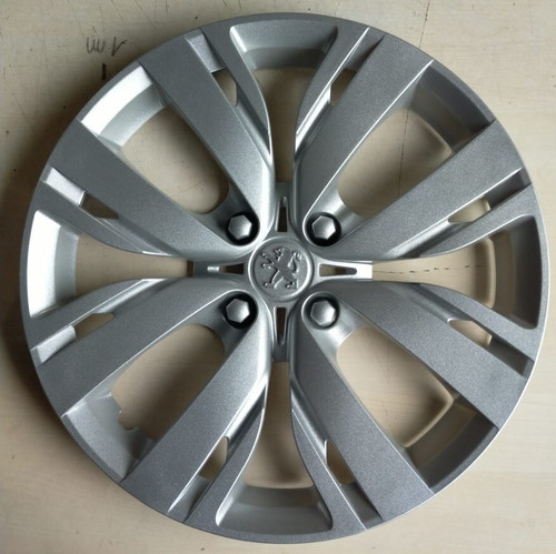 Lot enjoliveurs peugeot - 4,