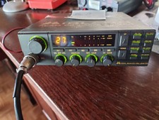 Radio MIDLAND ALAN 28 pour pièces ou  réparation 