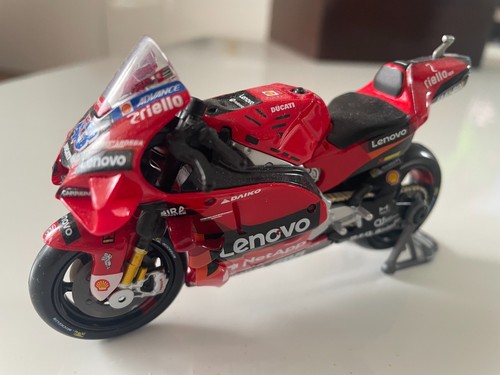 Maisto ducati desmosedici - maisto,