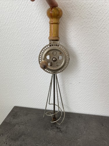 Ancien batteur main - ancien,