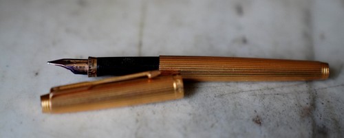 Stylo plume parker or - plume,