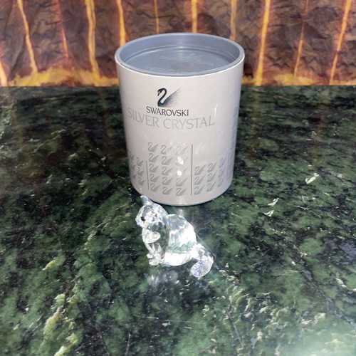 Swarovski crystal figurine - figurine,