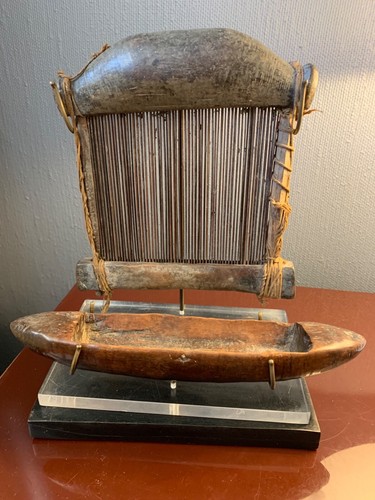 African art comb and - art,