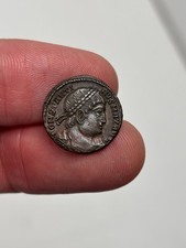 Nummus ou Follis Constantinus II en Bronze
