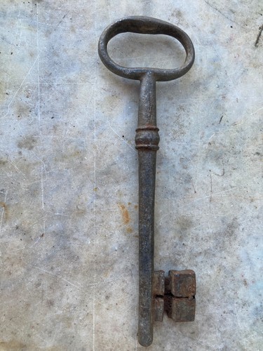 Ancienne grande clef - grande,