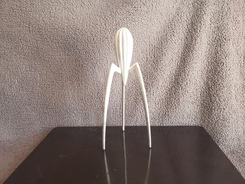 Presse agrumes juicy salif - agrumes,
