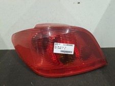 Feu arriere principal gauche