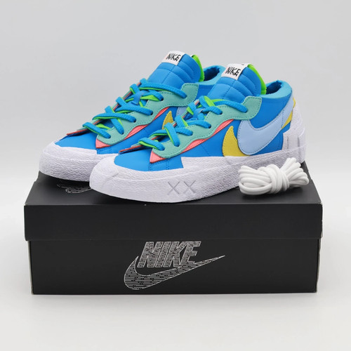 Taille dm7901 400 kaws - 7,