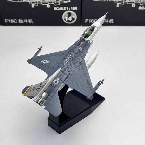 Maquette avion 16c au - d'avion,