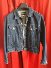 Très belle veste en jeans