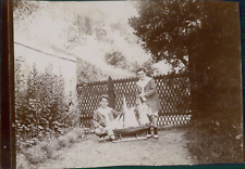 France, Trouville, Deux garçons avec un voilier jouet, ca.1901, vintage citrate 