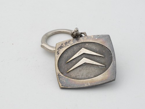 Porte clés ancien - porte, keychain