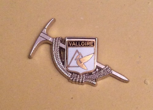 Pin valloire blason coat of - blason,