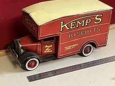Matchbox Models Of Yesteryear Y31, 1931 Morris Courier Truck Kemp's Biscuits
