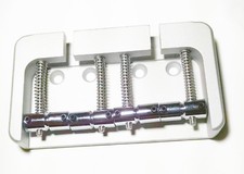 Tout Nouveau 4 String hipshot