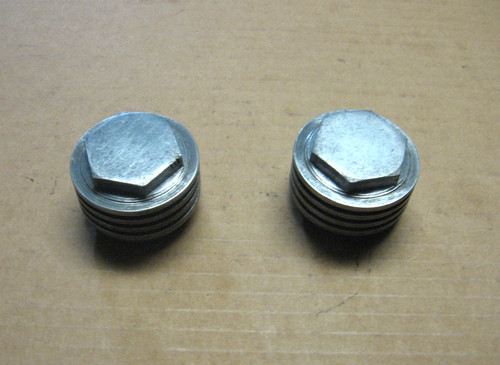 Finned alloy rocker caps - alloy,