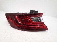 Feu arriere principal gauche