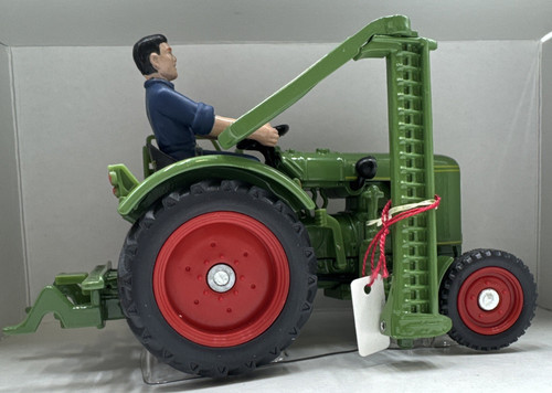 Tracteur avec faucheuse farmer - avec,
