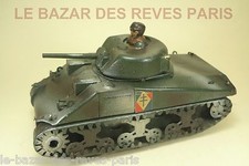 POLICHINELLE. Tank SHERMAN motorisé.