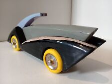 Vilac Evocation voiture americaine futuriste caisse bois grise ailes noires 1/18