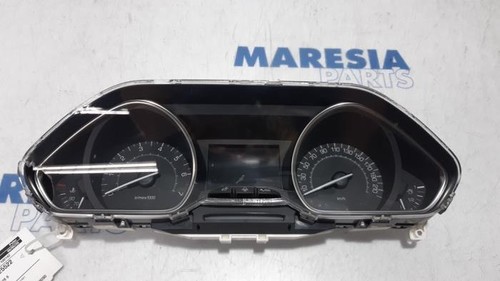 Combinaison instruments - combinaison, d'instruments