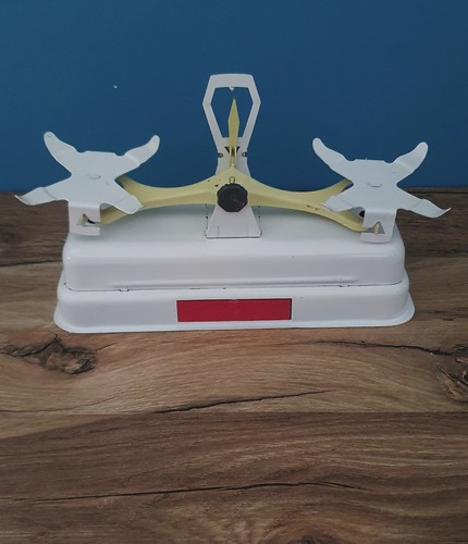 Ancien jouet balance - , dinette