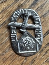 Badge Du FLB Luftschutz Tut