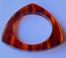 BRACELET FERMÉ DES ANNÉES