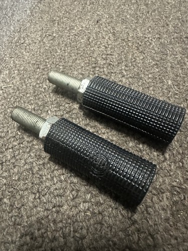 Vintage spinner screw - screw, in